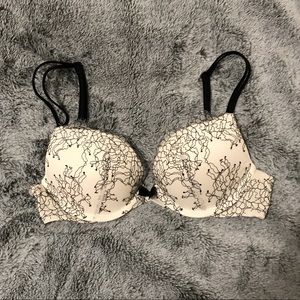 Victoria Secret Very Sexy Push Up Bra